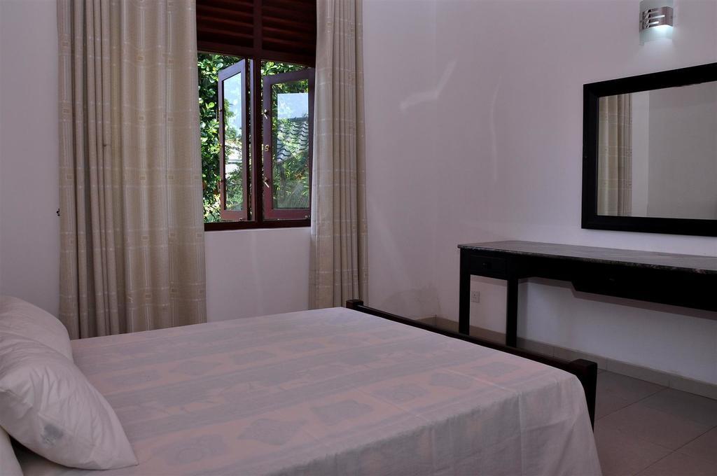 Harris Villa Хиккадува Номер фото